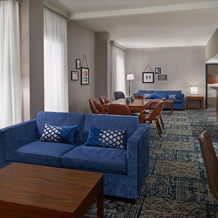 Four Points By Sheraton Hotel & Conference Centre Gatineau-Ottawa Esterno foto