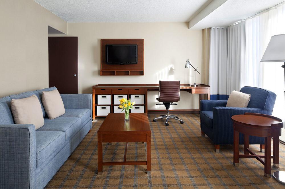 Four Points By Sheraton Hotel & Conference Centre Gatineau-Ottawa Esterno foto