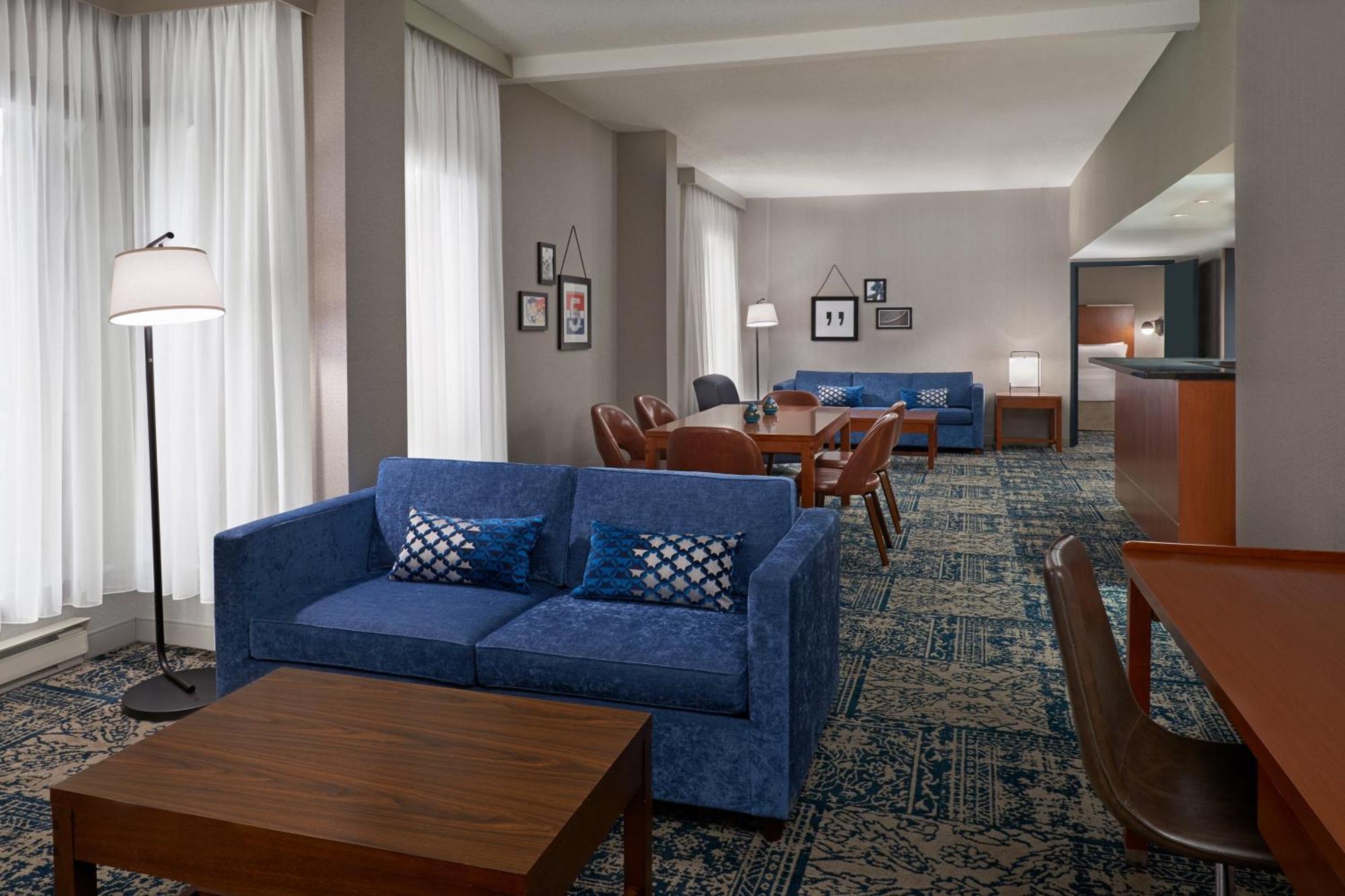 Four Points By Sheraton Hotel & Conference Centre Gatineau-Ottawa Esterno foto
